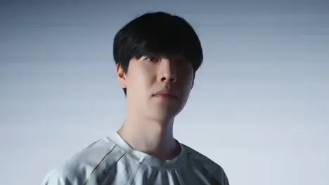 运动传奇Faker：英雄联盟全球总决赛三冠王的传奇中单之路-开运电竞